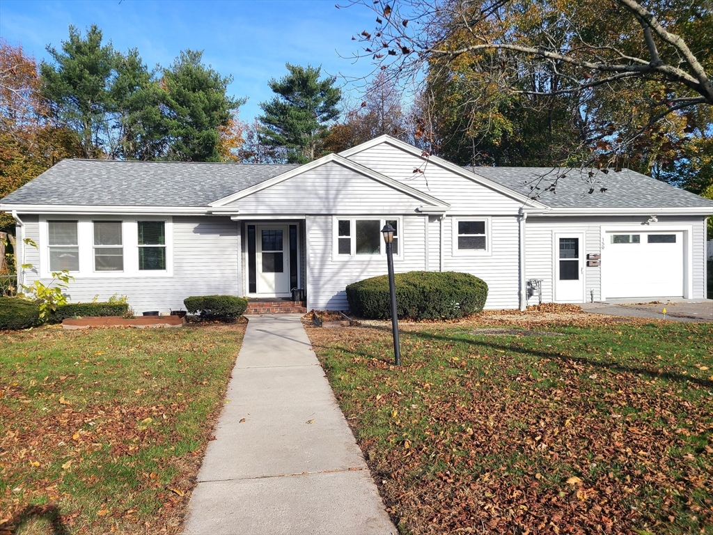 159 Lake, Weymouth, Massachusetts, 2 Bedrooms Bedrooms, 5 Rooms Rooms,1 BathroomBathrooms,Residential Lease,For Rent,Lake,73420832