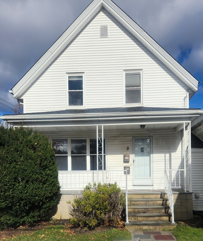 9 Kilmer Ave, Taunton, Massachusetts, 3 Bedrooms Bedrooms, 8 Rooms Rooms,2 BathroomsBathrooms,Residential Lease,For Rent,Kilmer Ave,73453101
