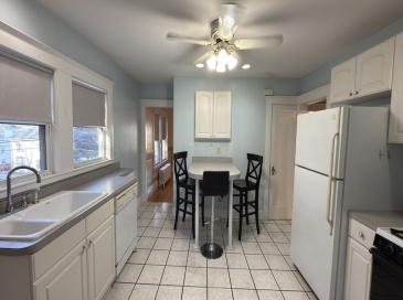 70 Union St, Boston, Massachusetts, 2 Bedrooms Bedrooms, 6 Rooms Rooms,1 BathroomBathrooms,Residential Lease,For Rent,Union St,73473294