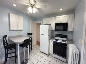 56 Union St, Boston, Massachusetts, 2 Bedrooms Bedrooms, 6 Rooms Rooms,1 BathroomBathrooms,Residential Lease,For Rent,Union St,73473295