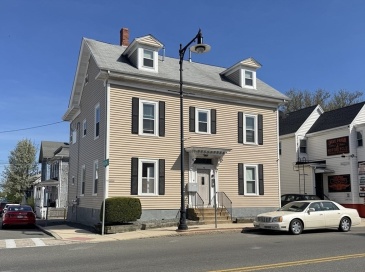 79 Bridge, Salem, Massachusetts, 2 Bedrooms Bedrooms, 4 Rooms Rooms,1.5 BathroomsBathrooms,Residential Lease,For Rent,Bridge,73465790