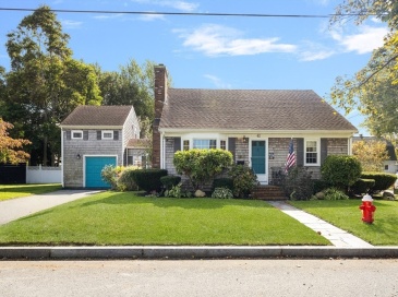 42 Fairmount St, New Bedford, Massachusetts, 3 Bedrooms Bedrooms, 7 Rooms Rooms,2 BathroomsBathrooms,Residential Lease,For Rent,Fairmount St,73445191