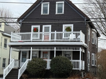698 Main St, Wakefield, Massachusetts, 2 Bedrooms Bedrooms, 5 Rooms Rooms,1 BathroomBathrooms,Residential Lease,For Rent,Main St,73463232