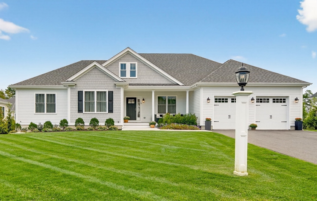 10 Shagbark Cir, Mattapoisett, Massachusetts, 3 Bedrooms Bedrooms, 6 Rooms Rooms,2.5 BathroomsBathrooms,Residential,For Sale,Shagbark Cir,73473444