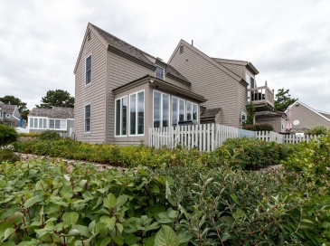 15 Brant Rock Road, Mashpee, Massachusetts, 2 Bedrooms Bedrooms, 5 Rooms Rooms,2 BathroomsBathrooms,Residential,For Sale,Brant Rock Road,73473466