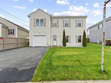 302 Oak Grove Avenue, Fall River, Massachusetts, 4 Bedrooms Bedrooms, 7 Rooms Rooms,2 BathroomsBathrooms,Residential,For Sale,Oak Grove Avenue,73458960