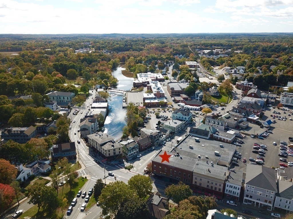 2 Central St, Ipswich, Massachusetts, ,Commercial Sale,For Sale,Central St,73468766