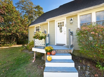 28 Plum Hollow Rd, Falmouth, Massachusetts, 4 Bedrooms Bedrooms, 6 Rooms Rooms,2 BathroomsBathrooms,Residential,For Sale,Plum Hollow Rd,73442554 28 Plum Hollow Rd, Falmouth, Massachusetts, 4 Bedrooms Bedrooms, 6 Rooms Rooms,2 BathroomsBathrooms,Residential,For Sale,Plum Hollow Rd,73442554