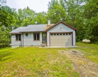 95 W Hill Rd, Middlefield, Massachusetts, 3 Bedrooms Bedrooms, 5 Rooms Rooms,2.5 BathroomsBathrooms,Residential,For Sale,W Hill Rd,73415660