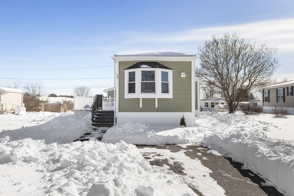 55 Bally Drive, Raynham, Massachusetts, 2 Bedrooms Bedrooms, 5 Rooms Rooms,2 BathroomsBathrooms,Residential,For Sale,Bally Drive,73473667