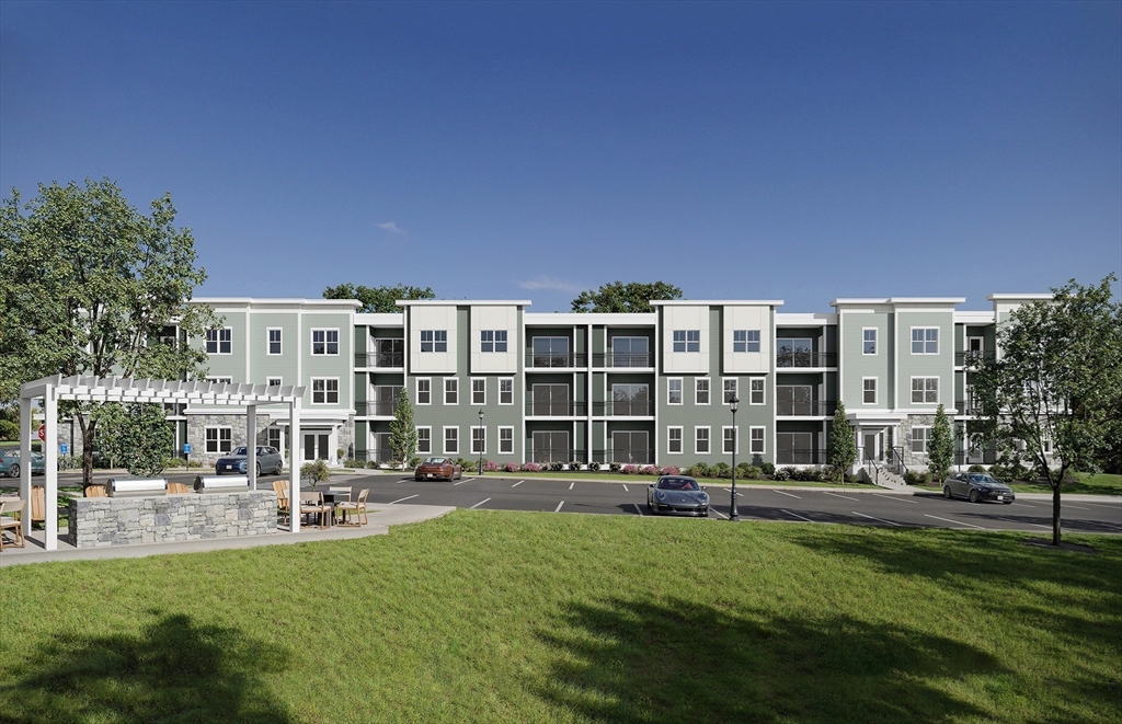 7 Green Street, Shrewsbury, Massachusetts, 1 Bedroom Bedrooms, 4 Rooms Rooms,1 BathroomBathrooms,Residential,For Sale,Green Street,73473555