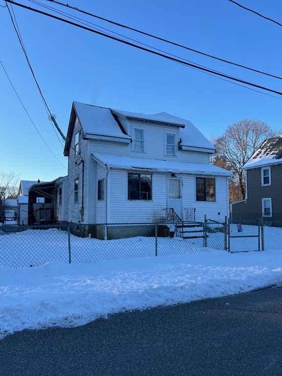 15 Mystic Avenue, Wilmington, Massachusetts, 4 Bedrooms Bedrooms, 10 Rooms Rooms,2 BathroomsBathrooms,Residential,For Sale,Mystic Avenue,73470845