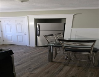 17-19 Bowditch St, Peabody, Massachusetts, 1 Bedroom Bedrooms, 4 Rooms Rooms,1 BathroomBathrooms,Residential Lease,For Rent,Bowditch St,73473618