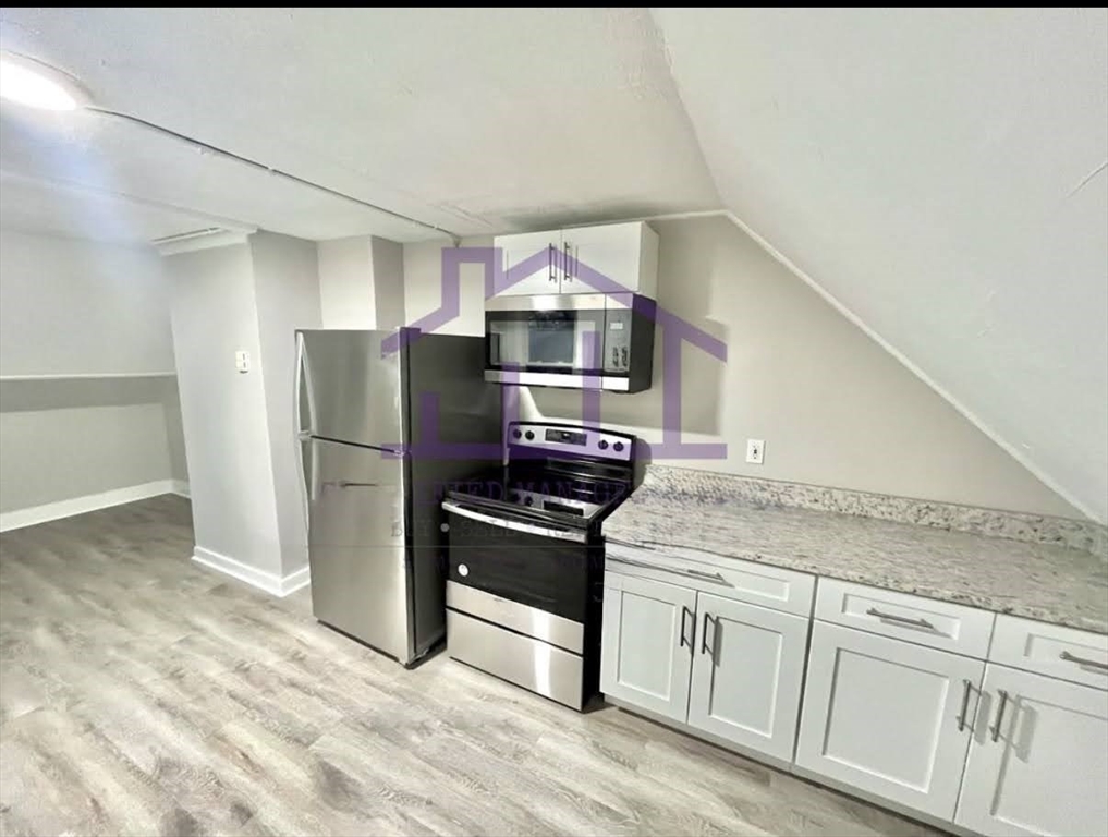 18 Williams St, Ayer, Massachusetts, 2 Bedrooms Bedrooms, 4 Rooms Rooms,1 BathroomBathrooms,Residential Lease,For Rent,Williams St,73473629