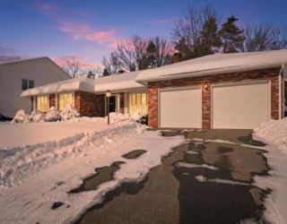 16 Sesame Dr, Chicopee, Massachusetts, 3 Bedrooms Bedrooms, 5 Rooms Rooms,2 BathroomsBathrooms,Residential,For Sale,Sesame Dr,73473730