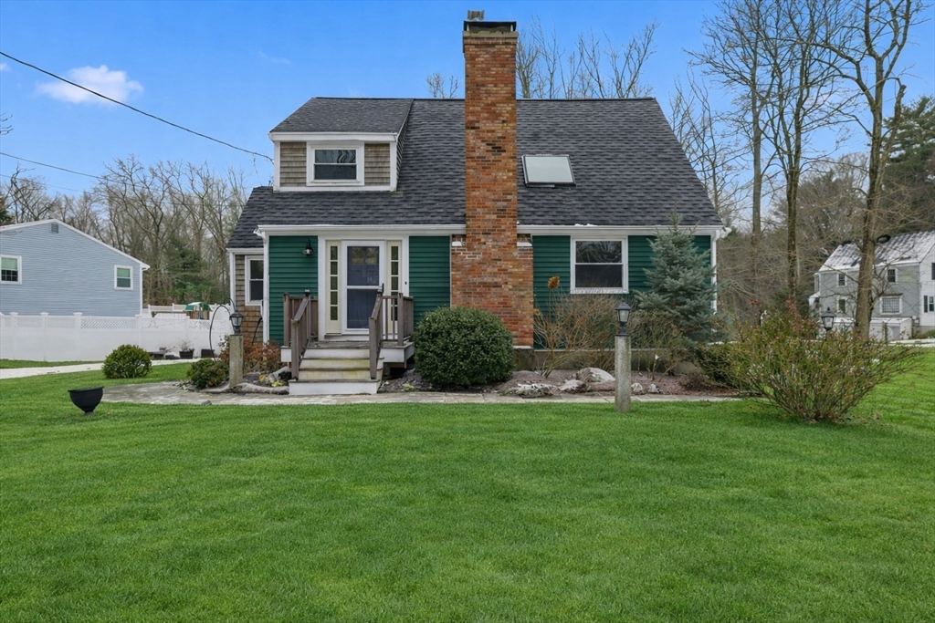 34 Flintlock Ridge Rd, Cohasset, Massachusetts, 2 Bedrooms Bedrooms, 5 Rooms Rooms,2.5 BathroomsBathrooms,Residential,For Sale,Flintlock Ridge Rd,73466153