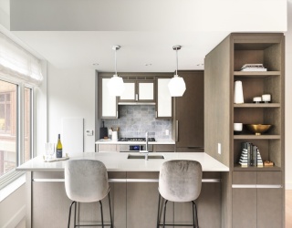 100 Lovejoy Wharf, Boston, Massachusetts, 2 Bedrooms Bedrooms, 4 Rooms Rooms,2 BathroomsBathrooms,Residential,For Sale,Lovejoy Wharf,73473740