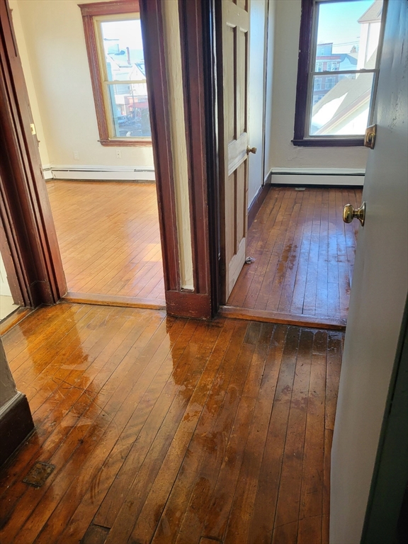 139 How St, Haverhill, Massachusetts, 1 Bedroom Bedrooms, 4 Rooms Rooms,1 BathroomBathrooms,Residential Lease,For Rent,How St,73473750