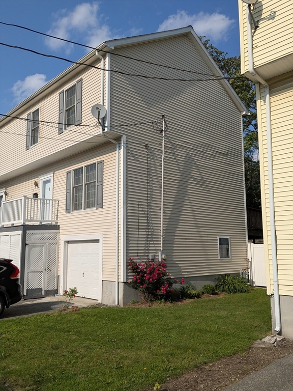 14 Robey Street, Boston, Massachusetts, 3 Bedrooms Bedrooms, 5 Rooms Rooms,1.5 BathroomsBathrooms,Residential,For Sale,Robey Street,73473764