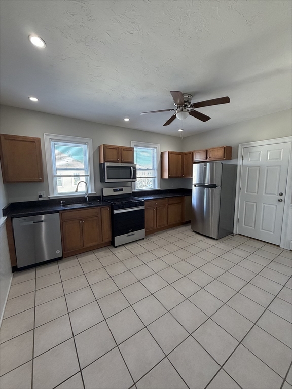 8 Sheafe, Brookline, Massachusetts, 2 Bedrooms Bedrooms, 5 Rooms Rooms,1.5 BathroomsBathrooms,Residential Lease,For Rent,Sheafe,73473809