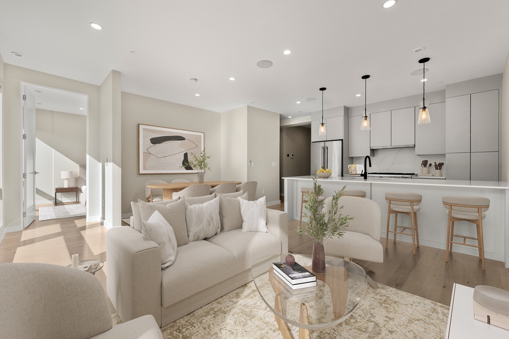 340 W 2nd Street, Boston, Massachusetts, 2 Bedrooms Bedrooms, 4 Rooms Rooms,2 BathroomsBathrooms,Residential,For Sale,W 2nd Street,73459416