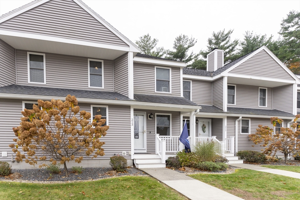 213 Bayberry Hill Ln, Leominster, Massachusetts, 2 Bedrooms Bedrooms, 6 Rooms Rooms,1.5 BathroomsBathrooms,Residential,For Sale,Bayberry Hill Ln,73447641