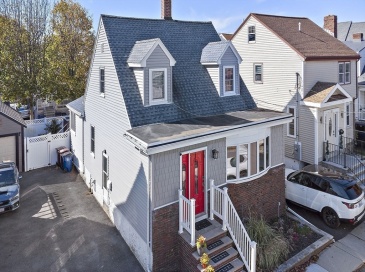 53 Lancaster Ave, Revere, Massachusetts, 4 Bedrooms Bedrooms, 7 Rooms Rooms,2 BathroomsBathrooms,Residential,For Sale,Lancaster Ave,73451576
