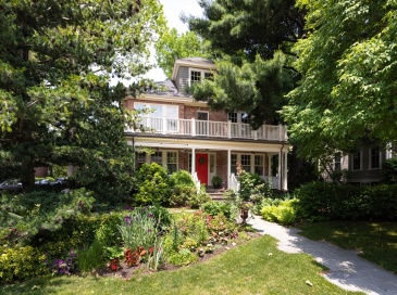 87 Greenough Street, Brookline, Massachusetts, 4 Bedrooms Bedrooms, 9 Rooms Rooms,4 BathroomsBathrooms,Residential,For Sale,Greenough Street,73443421