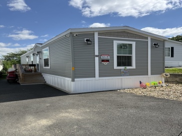 161 Newbury St, Peabody, Massachusetts, 2 Bedrooms Bedrooms, 4 Rooms Rooms,1 BathroomBathrooms,Residential,For Sale,Newbury St,73474034 161 Newbury St, Peabody, Massachusetts, 2 Bedrooms Bedrooms, 4 Rooms Rooms,1 BathroomBathrooms,Residential,For Sale,Newbury St,73474034