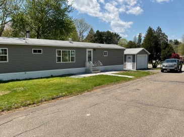 2 Sunnydale Circle, Brimfield, Massachusetts, 1 Bedroom Bedrooms, 3 Rooms Rooms,1 BathroomBathrooms,Residential,For Sale,Sunnydale Circle,73474035 2 Sunnydale Circle, Brimfield, Massachusetts, 1 Bedroom Bedrooms, 3 Rooms Rooms,1 BathroomBathrooms,Residential,For Sale,Sunnydale Circle,73474035