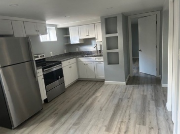 26 Park Street, Stoneham, Massachusetts, 1 Bedroom Bedrooms, 5 Rooms Rooms,1 BathroomBathrooms,Residential Lease,For Rent,Park Street,73474075