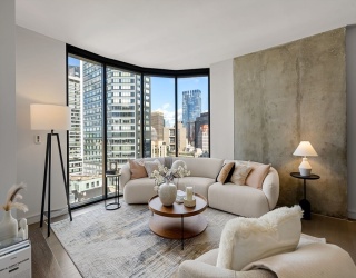 55 Lagrange St, Boston, Massachusetts, 2 Bedrooms Bedrooms, 5 Rooms Rooms,2 BathroomsBathrooms,Residential,For Sale,Lagrange St,73473951