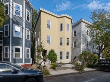 131 Erie St, Cambridge, Massachusetts, 2 Bedrooms Bedrooms, 5 Rooms Rooms,1 BathroomBathrooms,Residential,For Sale,Erie St,73444148 131 Erie St, Cambridge, Massachusetts, 2 Bedrooms Bedrooms, 5 Rooms Rooms,1 BathroomBathrooms,Residential,For Sale,Erie St,73444148