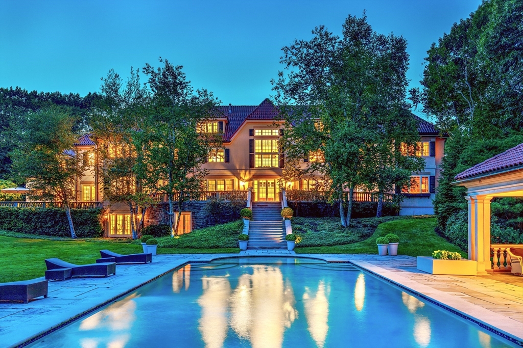 18 Longmeadow Drive, Westwood, Massachusetts, 8 Bedrooms Bedrooms, 24 Rooms Rooms,10.5 BathroomsBathrooms,Residential,For Sale,Longmeadow Drive,73474238