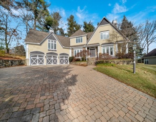 4 Andover Country Club Ln, Andover, Massachusetts, 5 Bedrooms Bedrooms, 14 Rooms Rooms,4.5 BathroomsBathrooms,Residential,For Sale,Andover Country Club Ln,73474248