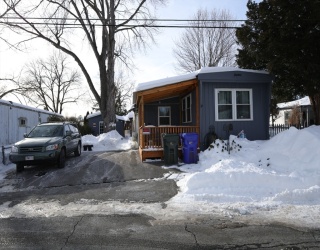 42 Better Way, Springfield, Massachusetts, 3 Bedrooms Bedrooms, 5 Rooms Rooms,1 BathroomBathrooms,Residential,For Sale,Better Way,73474286