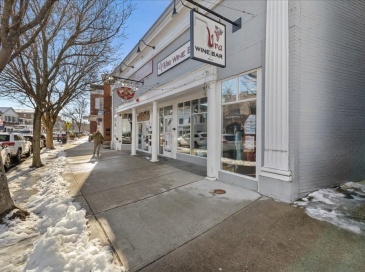 46 Main Street, Plymouth, Massachusetts, ,Commercial Sale,For Sale,Main Street,73474260