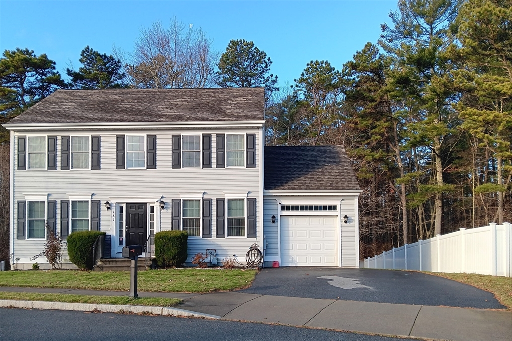 181 Tarkiln Pl, New Bedford, Massachusetts, 3 Bedrooms Bedrooms, 7 Rooms Rooms,2.5 BathroomsBathrooms,Residential,For Sale,Tarkiln Pl,73473327