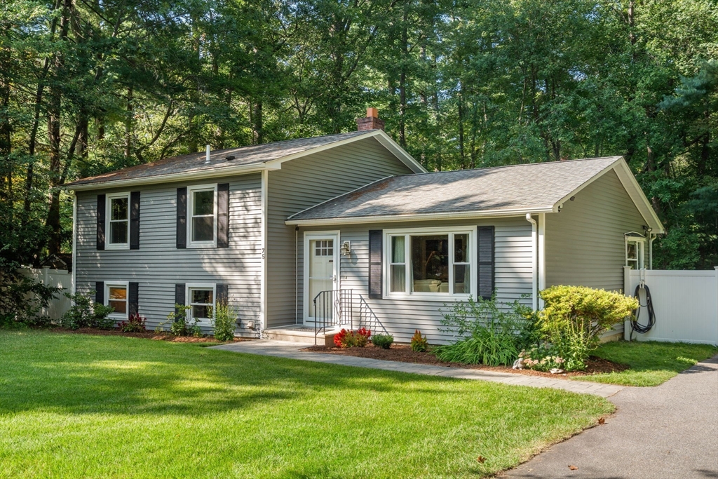 75 Westview, Lexington, Massachusetts, 3 Bedrooms Bedrooms, 6 Rooms Rooms,1.5 BathroomsBathrooms,Residential,For Sale,Westview,73429243