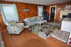 23 Everson Rd, Marshfield, Massachusetts, 2 Bedrooms Bedrooms, 5 Rooms Rooms,1 BathroomBathrooms,Residential Lease,For Rent,Everson Rd,73473354