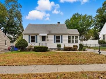 97 Lancaster St, Springfield, Massachusetts, 3 Bedrooms Bedrooms, 6 Rooms Rooms,1.5 BathroomsBathrooms,Residential,For Sale,Lancaster St,73443845