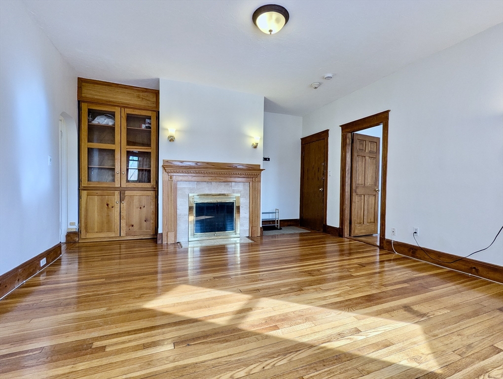 21 Westbourne Ter, Brookline, Massachusetts, 2 Bedrooms Bedrooms, 4 Rooms Rooms,1 BathroomBathrooms,Residential Lease,For Rent,Westbourne Ter,73474350