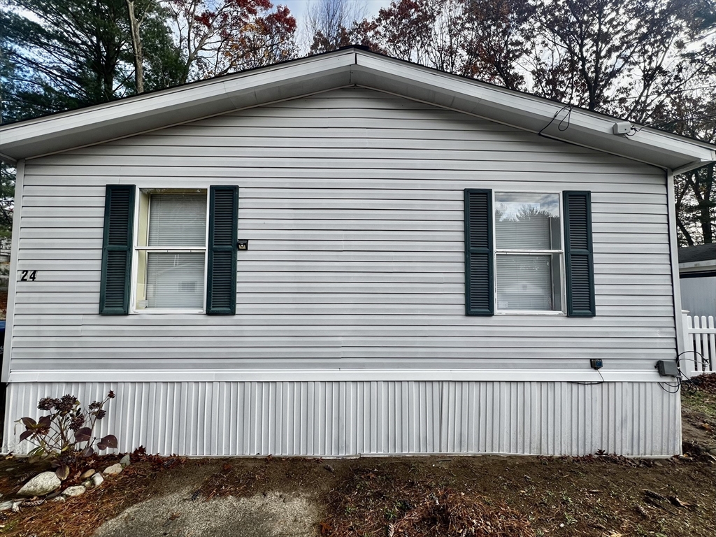 214 Washington St, Norwell, Massachusetts, 3 Bedrooms Bedrooms, 5 Rooms Rooms,2 BathroomsBathrooms,Residential,For Sale,Washington St,73454752