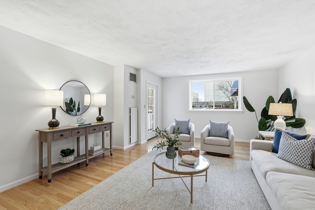 54 Broad Reach, Weymouth, Massachusetts, 2 Bedrooms Bedrooms, 4 Rooms Rooms,2 BathroomsBathrooms,Residential,For Sale,Broad Reach,73474470