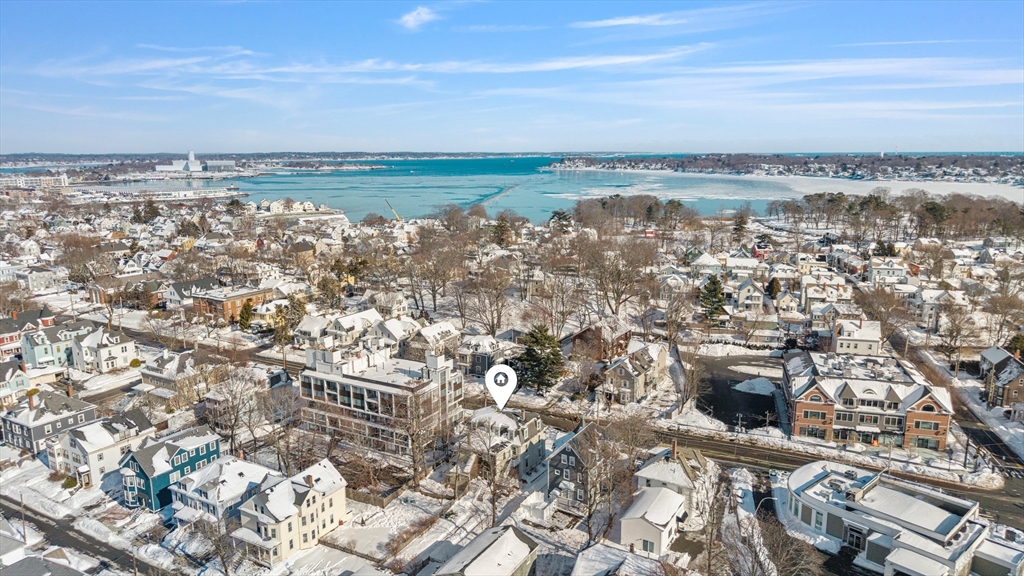 326 Lafayette St, Salem, Massachusetts, 3 Bedrooms Bedrooms, 5 Rooms Rooms,2 BathroomsBathrooms,Residential,For Sale,Lafayette St,73474528