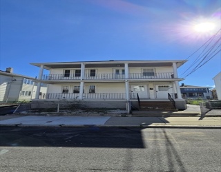 124 Bowdoin St., Medford, Massachusetts, 3 Bedrooms Bedrooms, 6 Rooms Rooms,1 BathroomBathrooms,Residential Lease,For Rent,Bowdoin St.,73474542