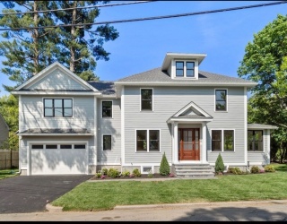 30 Asheville Rd, Newton, Massachusetts, 4 Bedrooms Bedrooms, 11 Rooms Rooms,4.5 BathroomsBathrooms,Residential Lease,For Rent,Asheville Rd,73474553