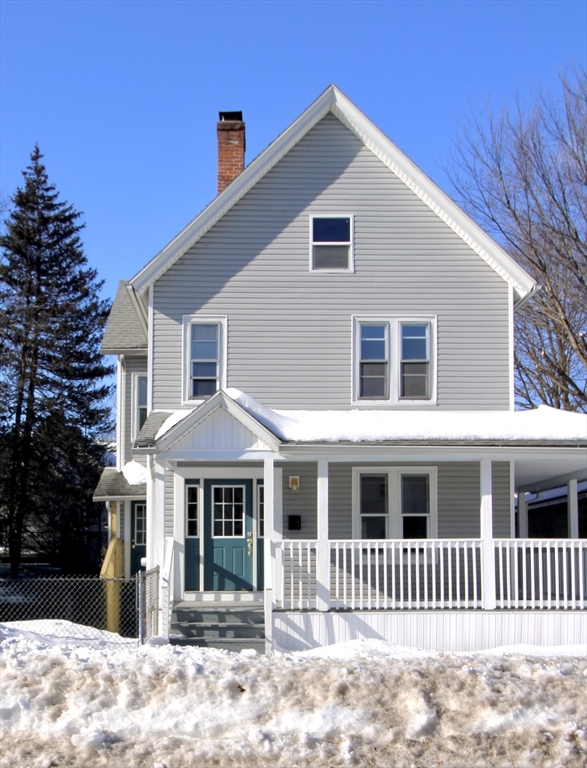 60 Ringgold St, Springfield, Massachusetts, 4 Bedrooms Bedrooms, 8 Rooms Rooms,2 BathroomsBathrooms,Residential,For Sale,Ringgold St,73474535