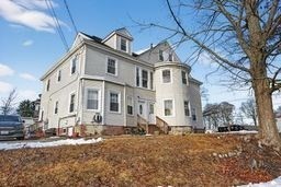 946 North Main St, Brockton, Massachusetts, 3 Bedrooms Bedrooms, 8 Rooms Rooms,2 BathroomsBathrooms,Residential Lease,For Rent,North Main St,73474390