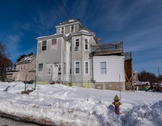 53 Tremont St, Norwood, Massachusetts, 6 Bedrooms Bedrooms, 10 Rooms Rooms,2.5 BathroomsBathrooms,Residential Income,For Sale,Tremont St,73474409